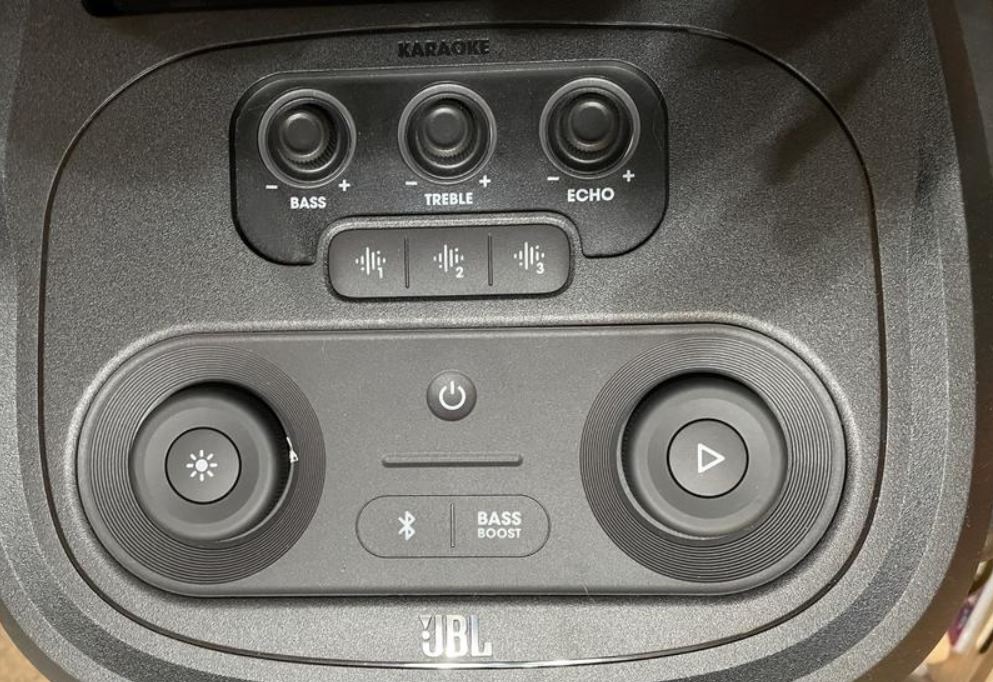 JBL PartyBox 710 buttons